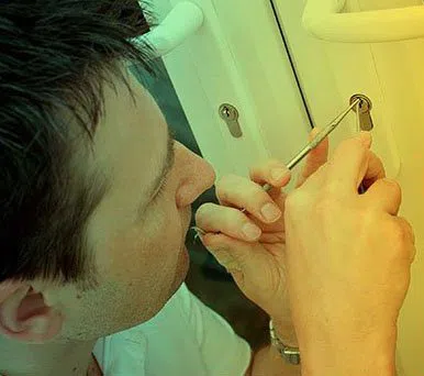 Universal Locksmith Store Weatogue, CT 860-516-0810 - 5-Locksmith-around-Me